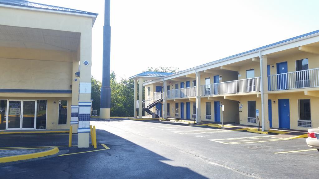 Royal Inn Alachua Dış mekan fotoğraf